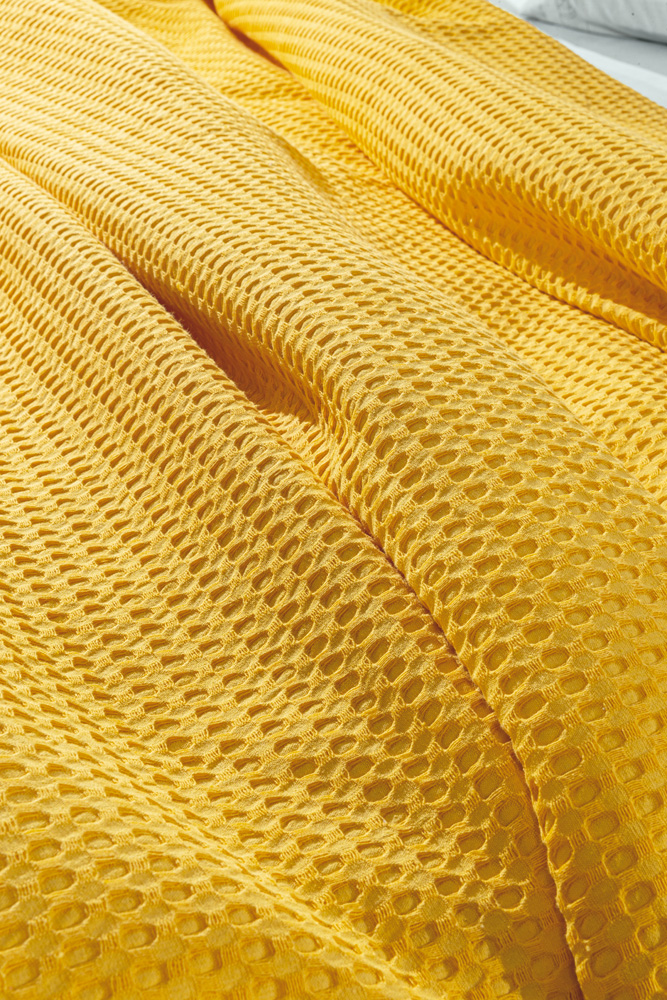 Κουβέρτα Πικέ Υπέρδιπλη (230x260) Guy Laroche Vivid Yellow