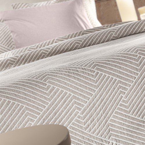 Κουβέρτα Υπέρδιπλη Guy Laroche Lupo 245x260 Beige/White