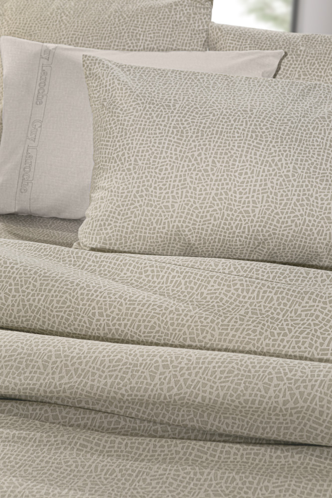 Παπλωματοθήκη Υπέρδιπλη Φανέλα Guy Laroche Mira Cement 225X245