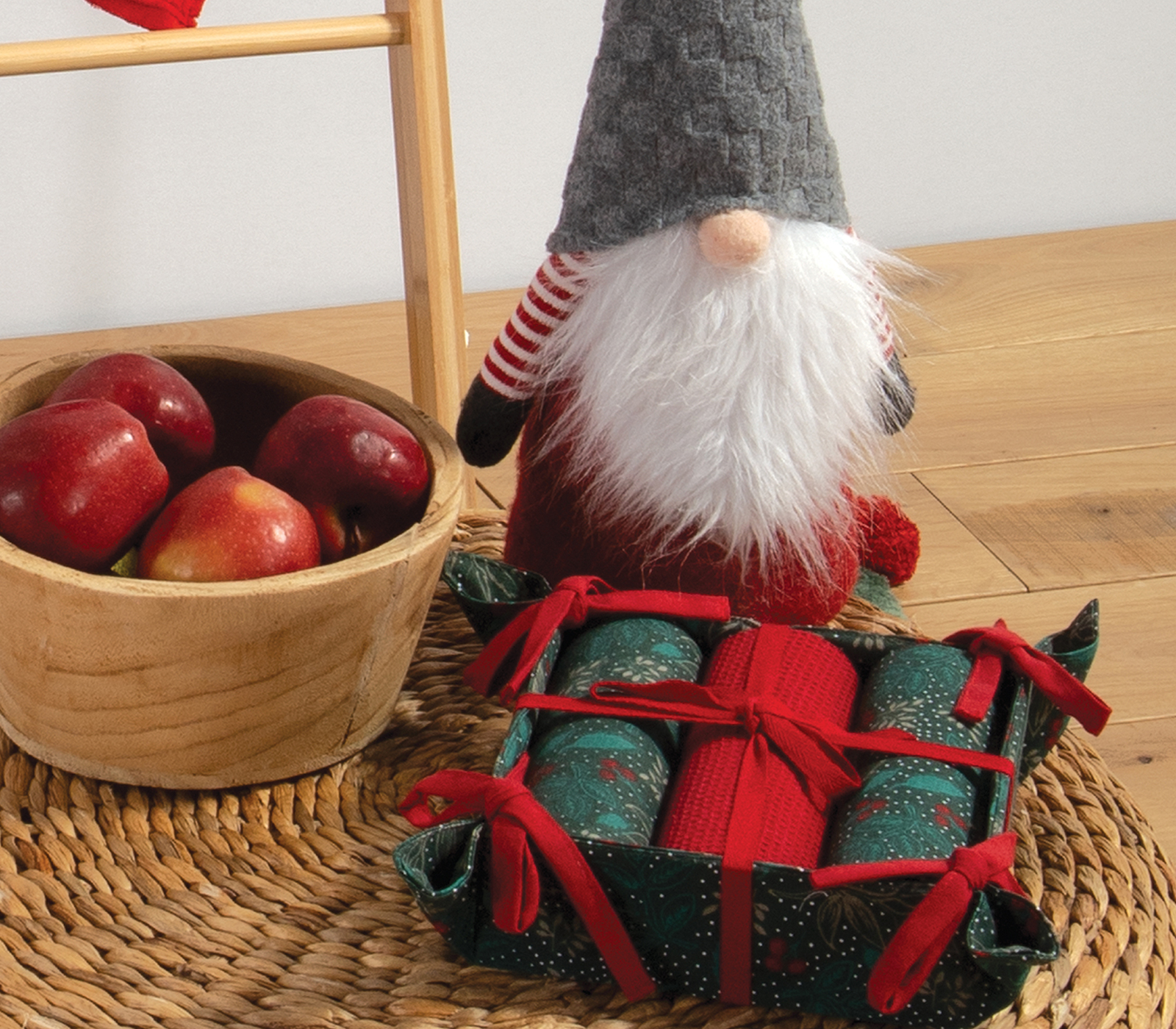 ΧΡΙΣΤΟΥΓΕΝΝΙΑΤΙΚΟ ΚΑΛΑΘΙ LEAVES ΜΕ ΠΟΤΗΡΟΠΑΝΑ ΣΕΤ 3ΤΜΧ NEF-NEF HOMEWARE