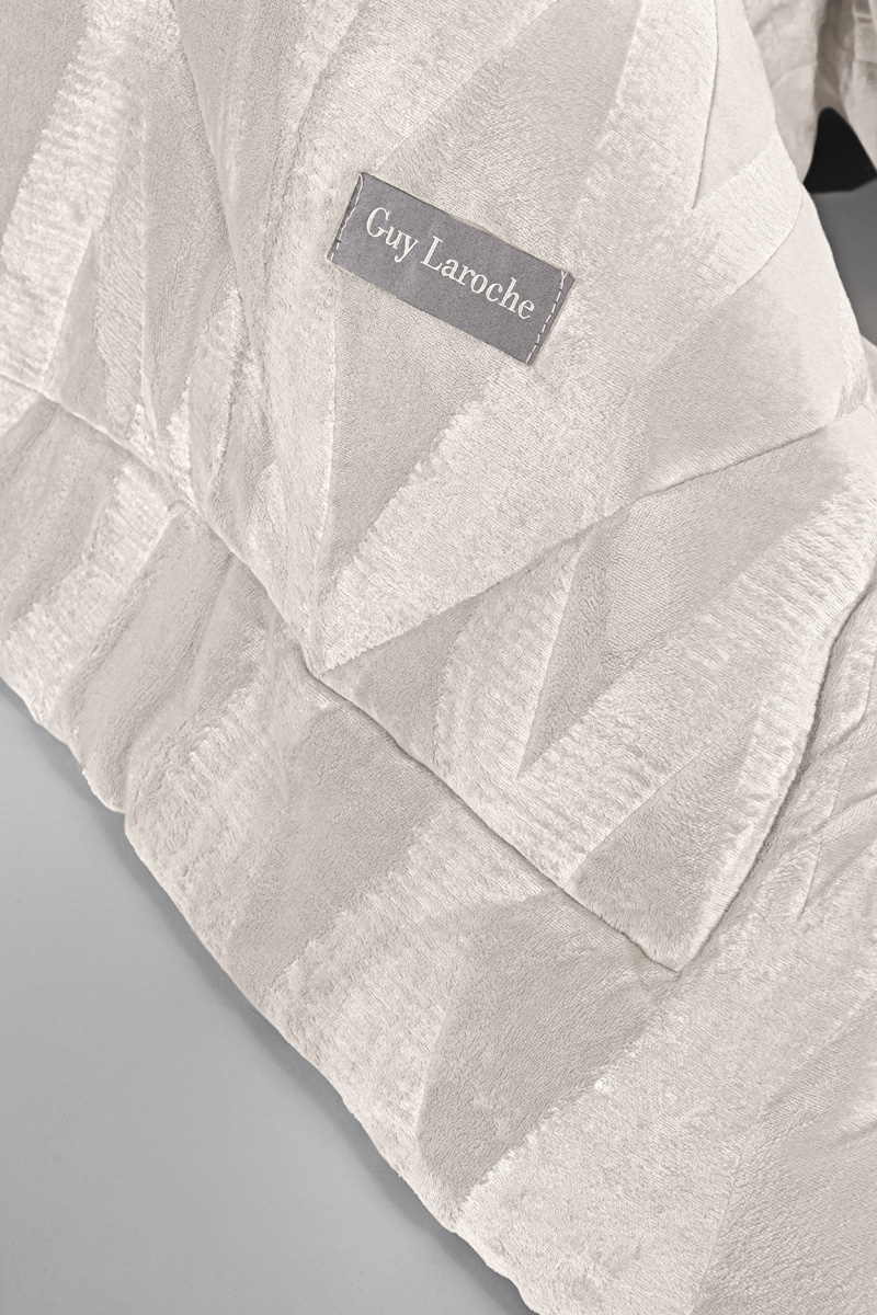 Υπέρδιπλο Πάπλωμα Guy Laroche Zadic 220X240 Ivory