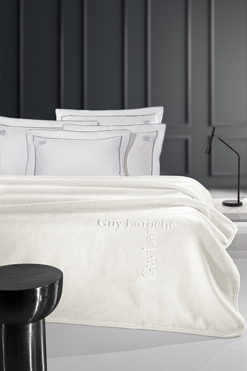 Κουβέρτα Μονή Guy Laroche Logo Ivory 160x220