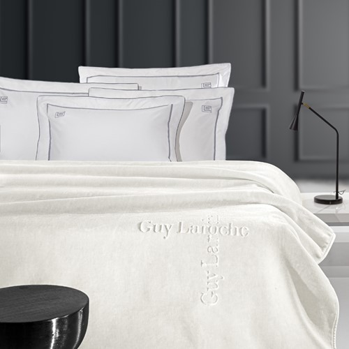 Κουβέρτα Μονή Guy Laroche Logo Ivory 160x220