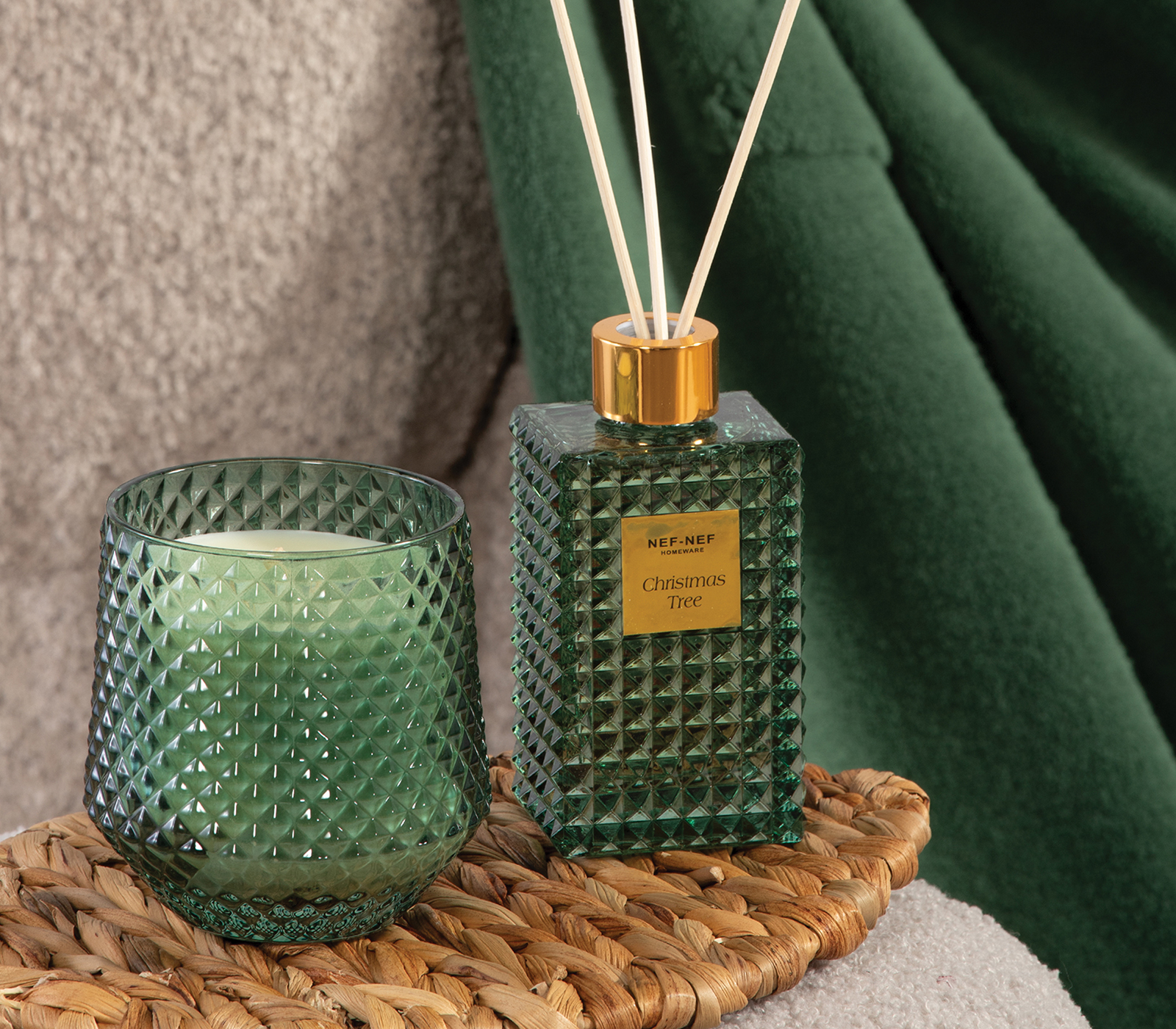 ΑΡΩΜΑΤΙΚΟ ΚΕΡΙ CHRISTMAS TREE 240gr NEF-NEF HOMEWARE