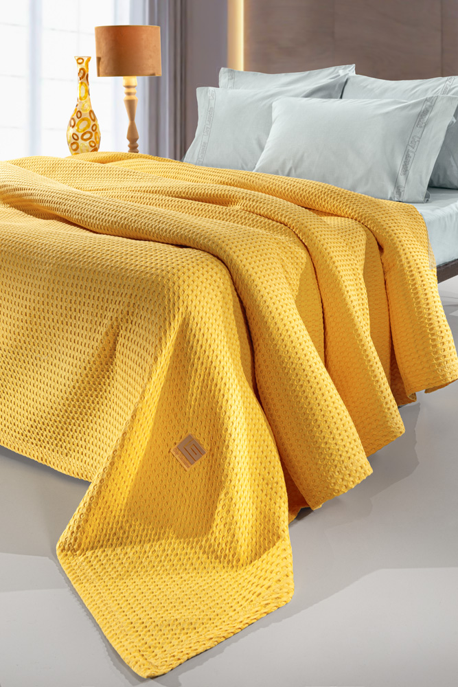 Κουβέρτα Πικέ Υπέρδιπλη (230x260) Guy Laroche Vivid Yellow