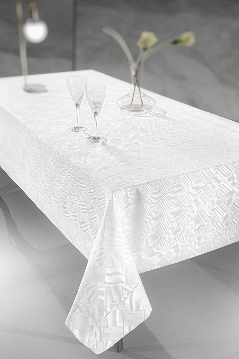 Τραπεζομάντηλο Guy Laroche Attitude 160x320 White