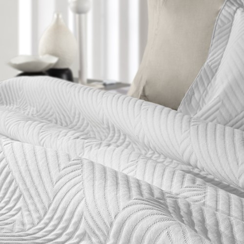 Κουβέρτα Υπέρδιπλη Guy Laroche Lupo White 245X260