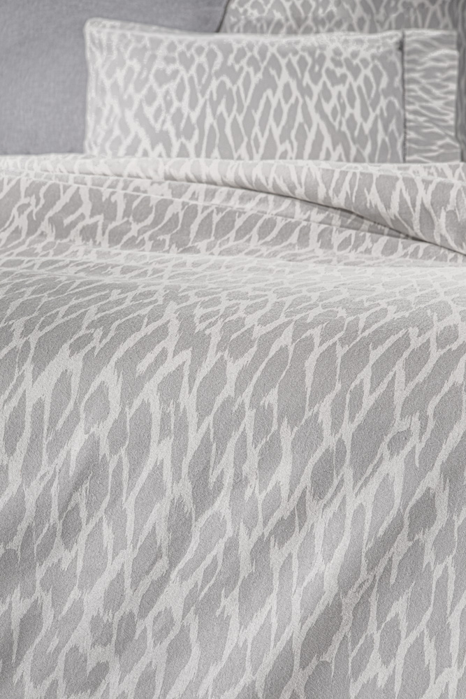 Σεντόνια Υπέρδιπλα Guy Laroche (Σετ) Φανέλα Magma Silver 165X200+35 με λάστιχο