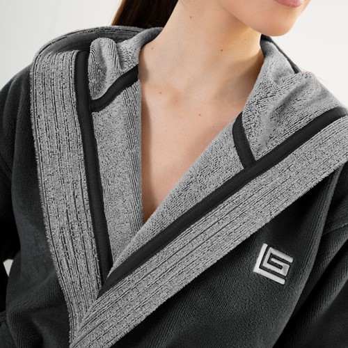 Μπουρνούζι Guy Laroche Monogram Black Small