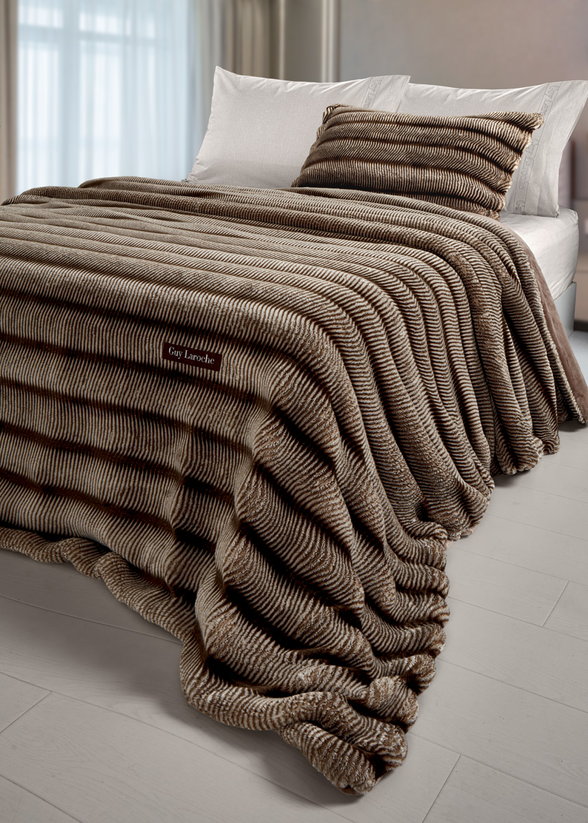 Κουβέρτα King Size Guy Laroche Gazelle Beige 260x240