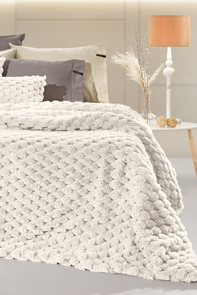 Κουβέρτα King Size Guy Laroche Elixir 260x240 Ivory 