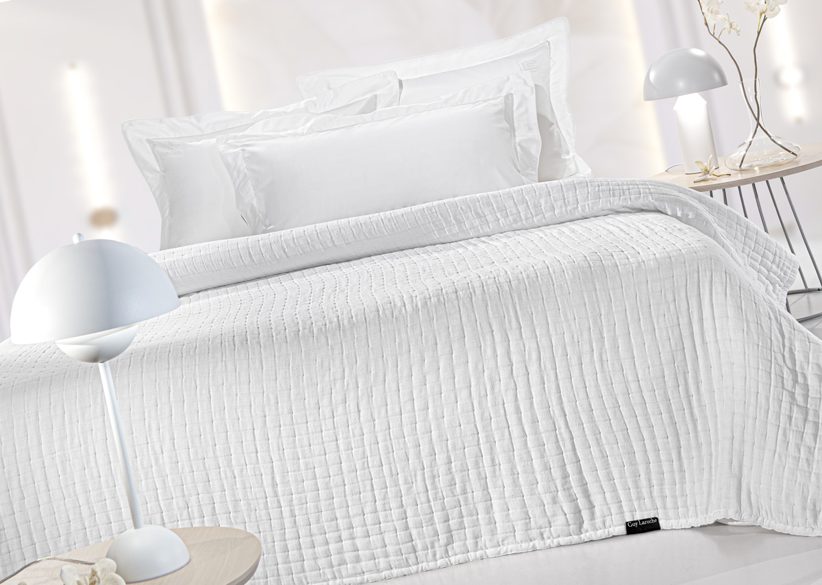 Κουβερλί King Size Guy Laroche Must White 270X250 (Διπλής Όψης)