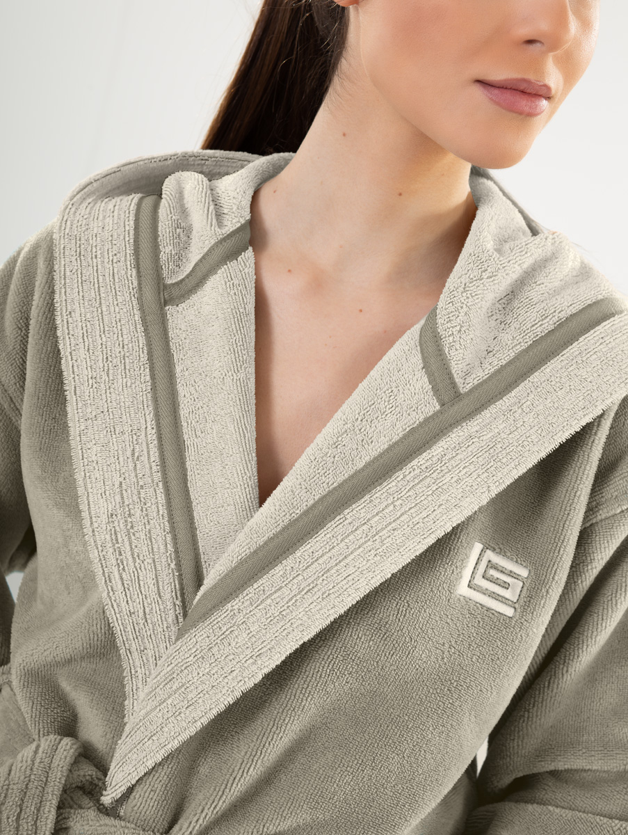 Μπουρνουζι Guy Laroche Monogram Khaki Small