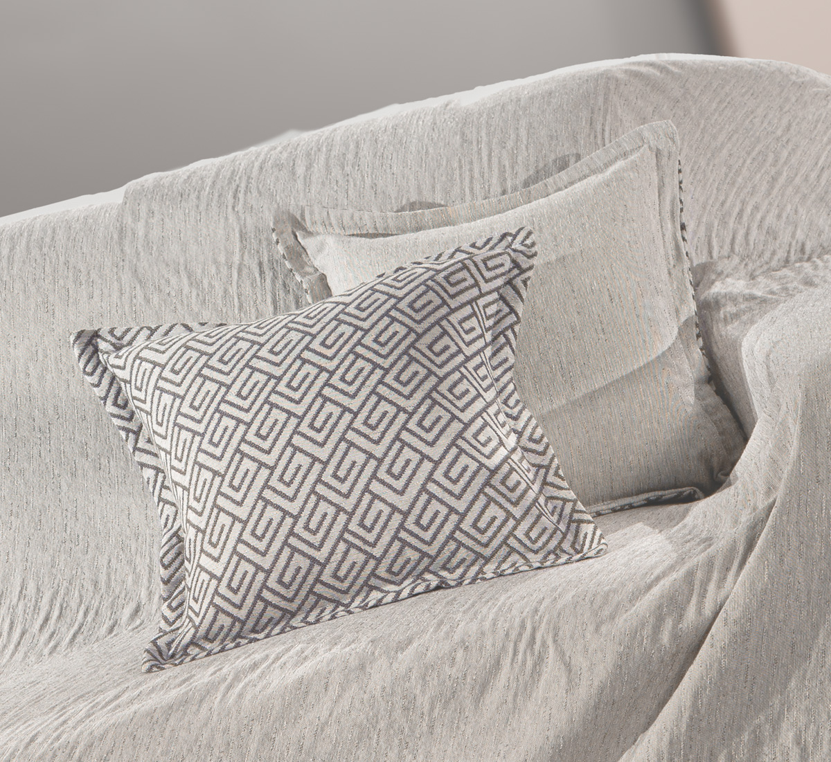 Διακοσμητικό Μαξιλάρι Guy Laroche (χωρίς γέμιση) Moreno Natural 50X50