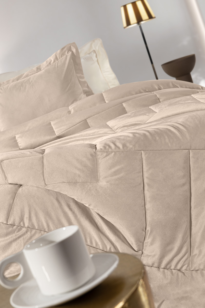 Πάπλωμα Υπέρδιπλο Guy Laroche Scarlett Beige 220x240