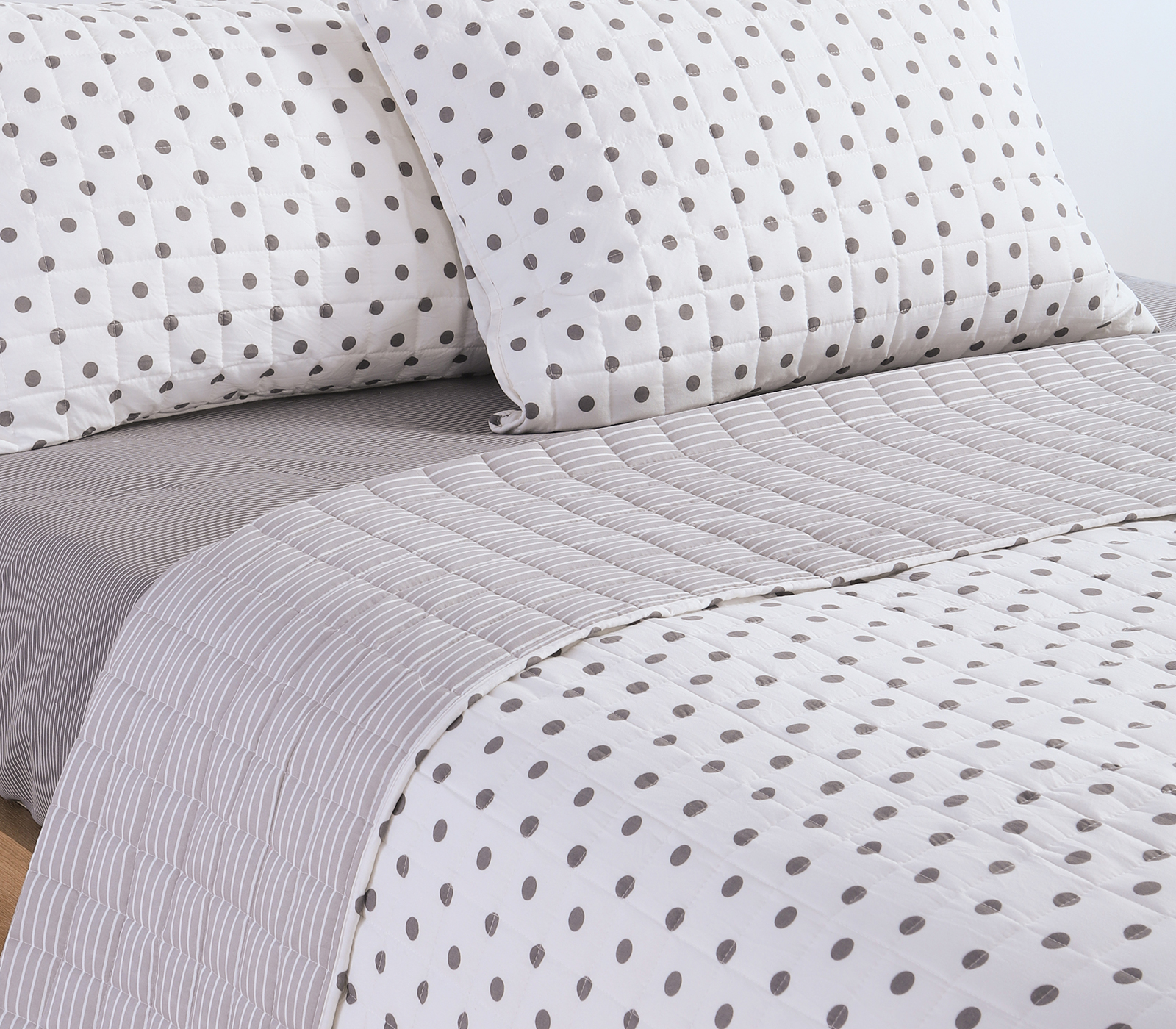 Κουβερλί Υπέρδιπλο  Nef-Nef Homeware Donter 230x240 Grey 
