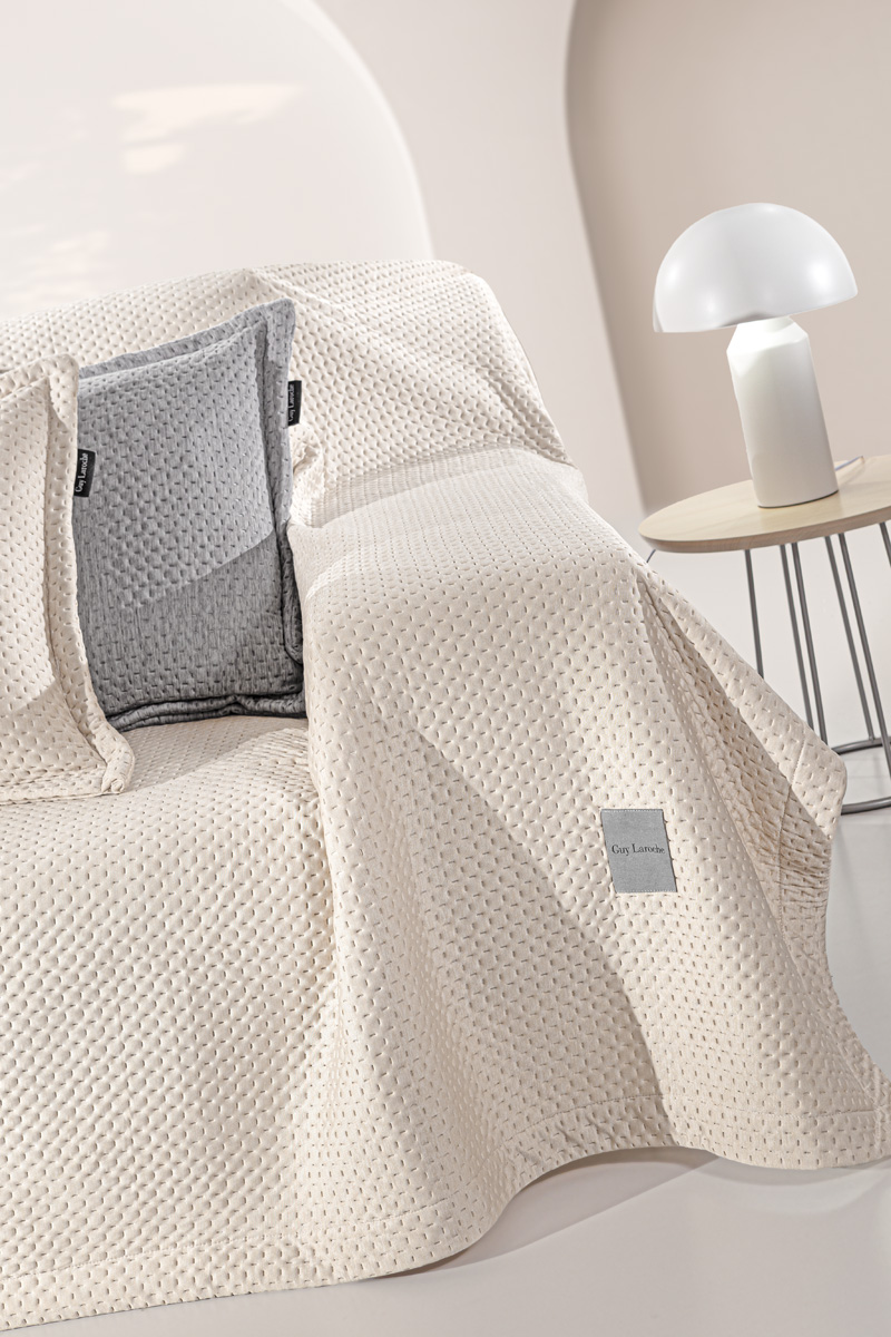 Ριχτάρι Διθεσίου Guy Laroche Cooling Natural 170X250 + Μαξιλάρι 45X45+3